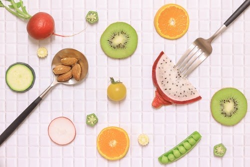 フリー写真画像『フルーツや野菜をオシャレに並べた様子』[ID:5774]
