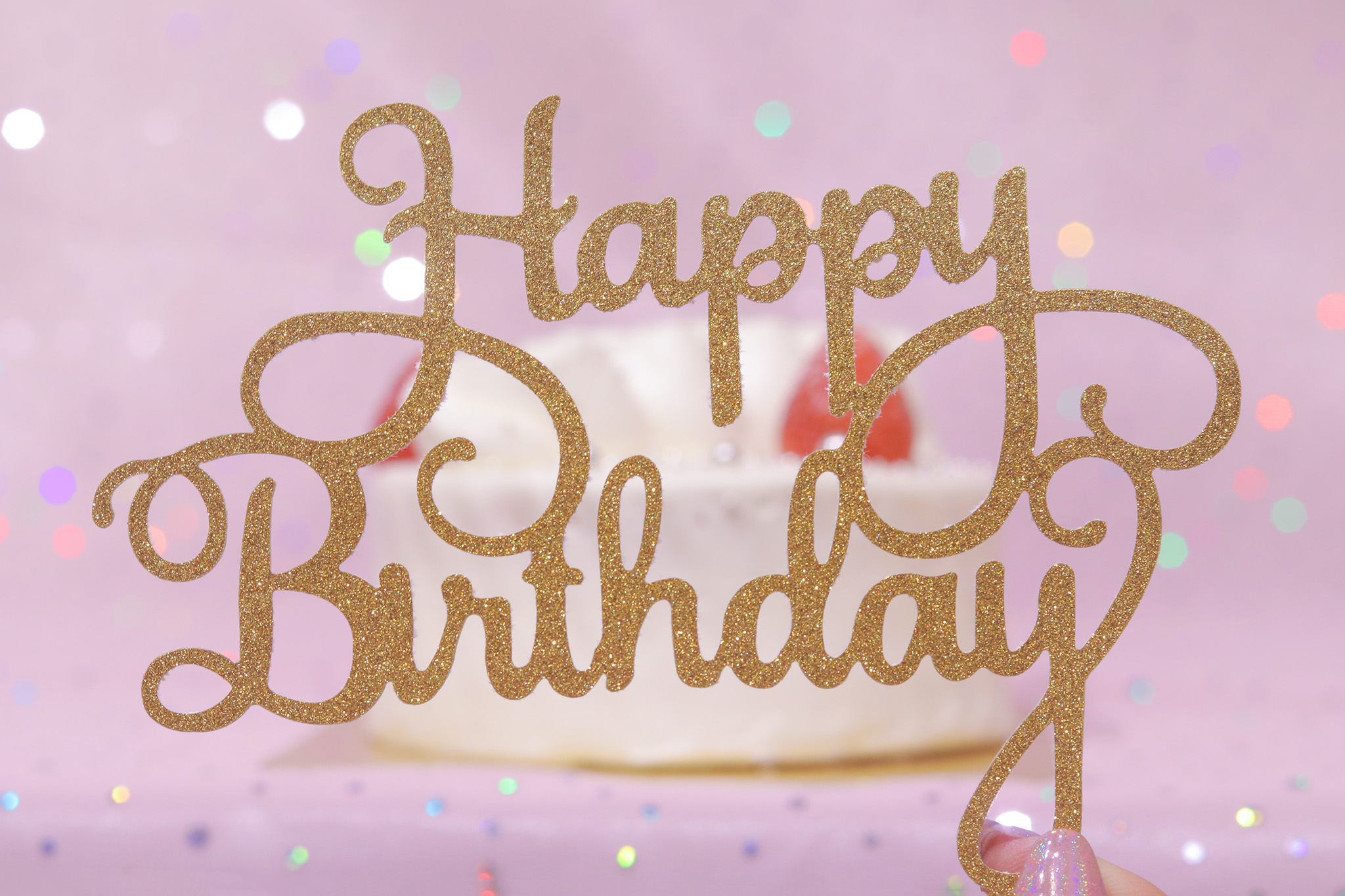 かわいい誕生日画像 オシャレなゴールドのケーキトッパー Happy Birthday のフリー画像 おしゃれなフリー写真素材 Girly Drop